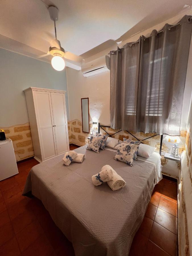 Celeste Rooms サン・ヴィート・ロ・カーポ エクステリア 写真